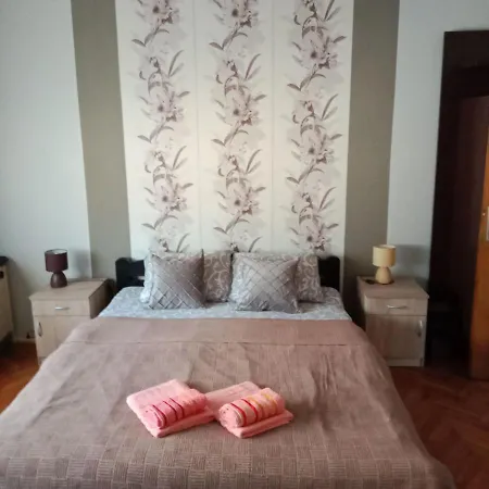 Apartment Lena 1 *